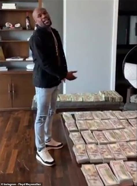 floyd mayweather chanel bag price|Floyd Mayweather flaunts 'biggest Chanel bag in the world'.